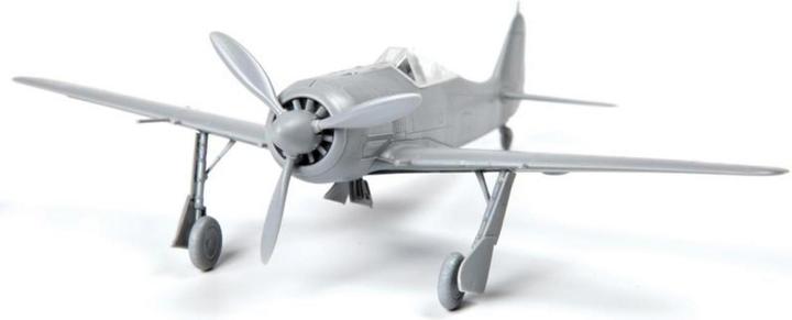 Actual product image Carson 1:72 Dt.Jagdflugz.Focke Wulf 190A4