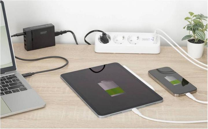 Productafbeelding Digitus 3-fach Office-Steckdosenleiste mit 2x USB-A und 1x USB-C Anschlüssen, Weiss (3x, CEE 7/3, USB-A, USB-C, 1.50 m)