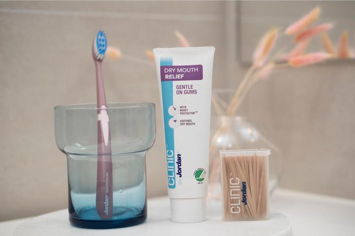 Produktbild Jordan* Clinic Gum Pector Zahnbürste Soft (Weich, 1 x)