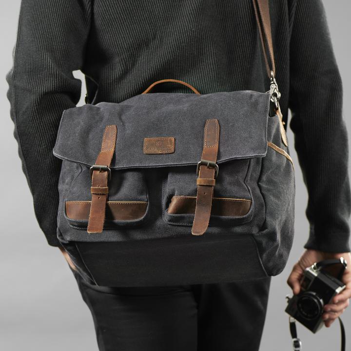 Actual product image Salt & Hide Strom (Camera shoulder bag)