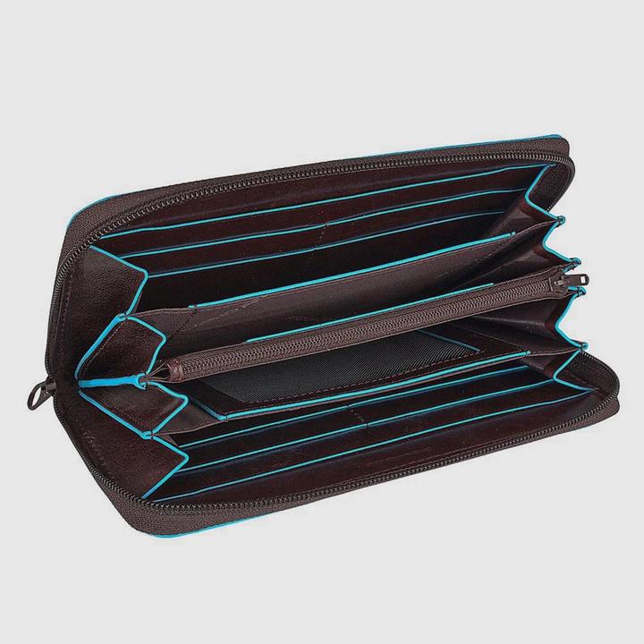 Actual product image Piquadro Wallet By