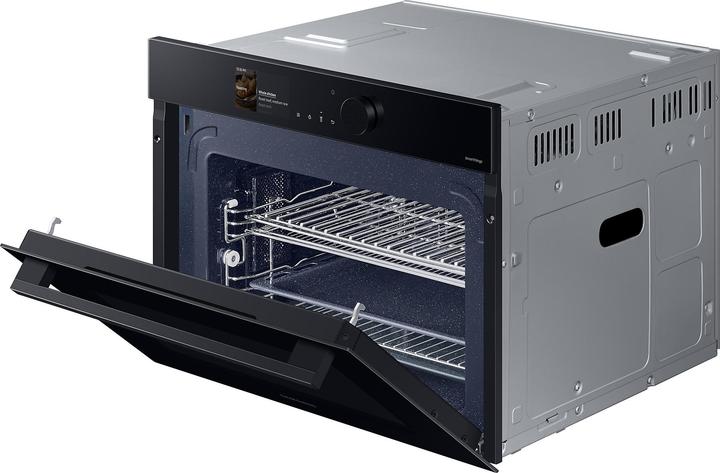 Actual product image Samsung NQ5B6753CAK