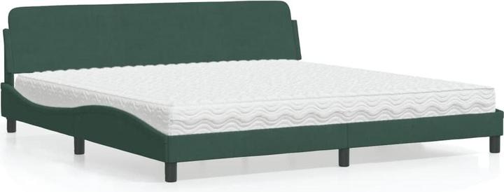 Vert foncé