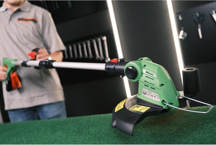 Actual product image Mannesmann Battery lawn trimmer 20V (Plastic knives)