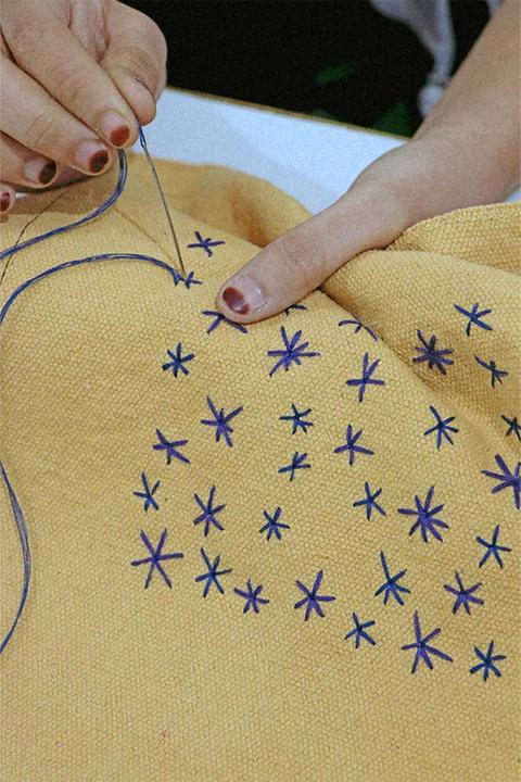 Produktbild Lorena Canals Stoffbuch Galaxy