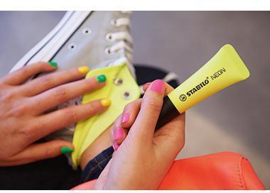 Image du produit STABILO Surligneur NEON (Jaune, Orange, Pink, Vert, 5 mm, 4 x)