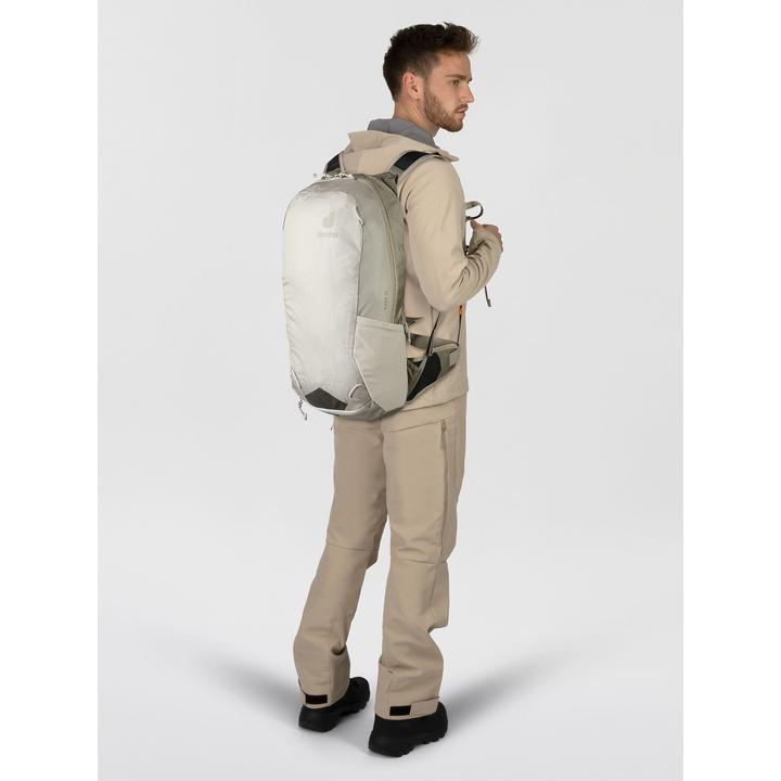Actual product image Deuter Race 16 (16 l)