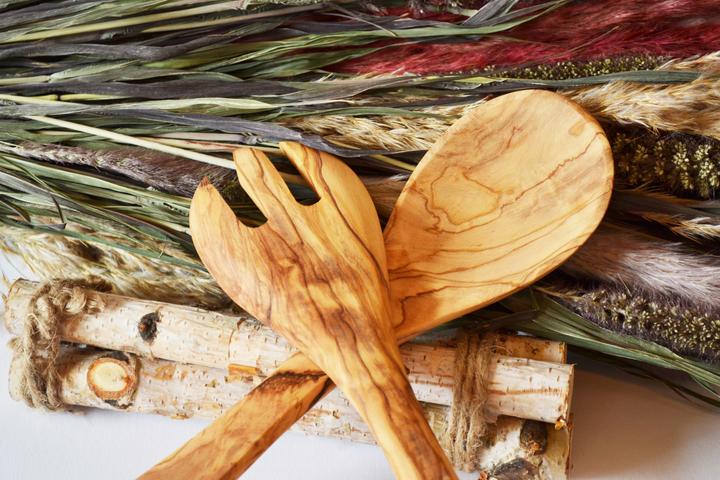 Actual product image Natura Punto Olive wood salad servers (Salad servers)