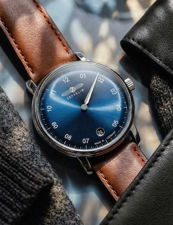 Produktbild Iron Annie Sehen Sie sich die Quarzuhr Zeppelin New Captain's Line 8643-3 an (Analoguhr, 36 mm)