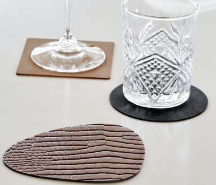 Produktbild Lind DNA Glasuntersetzer Curve Nupo (1 x, Glasuntersetzer)