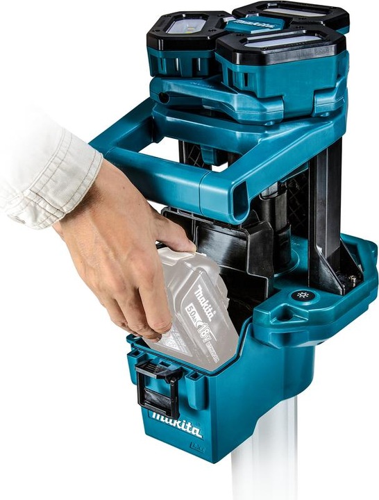 Actual product image Makita DML814 (3000 lm)