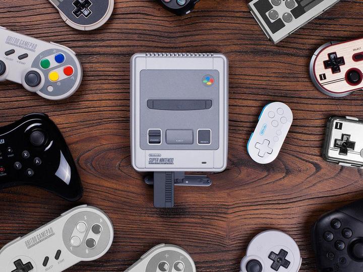 Actual product image 8bitdo Bluetooth Retro Receiver (NES Classic, SNES Classic)