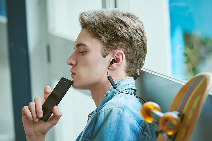 Produktbild Sony Wi-C300 (8 h, Kabellos)