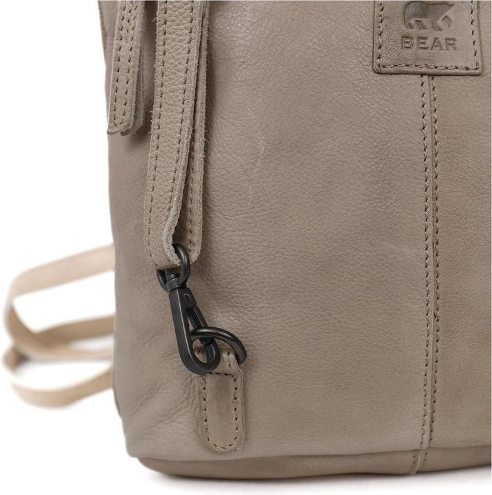 Actual product image Bear Design Sandy Leren Schoudertas / Rugtas - Zilver Nerts