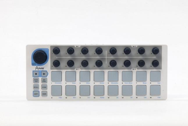 Immagine prodotto Arturia BeatStep (Controllo)