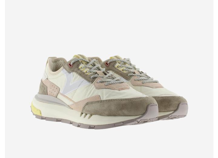 Actual product image Victoria Wing Evo (39)