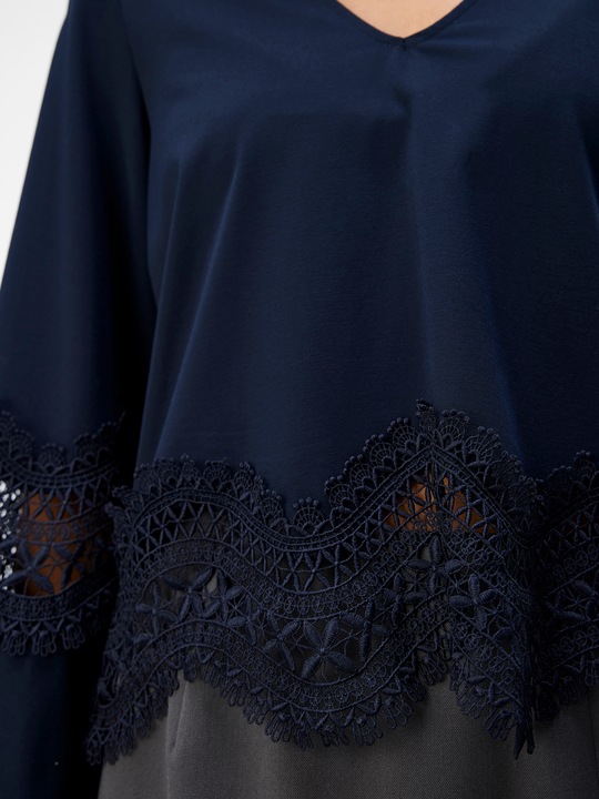 Actual product image Object Lace blouse (M)