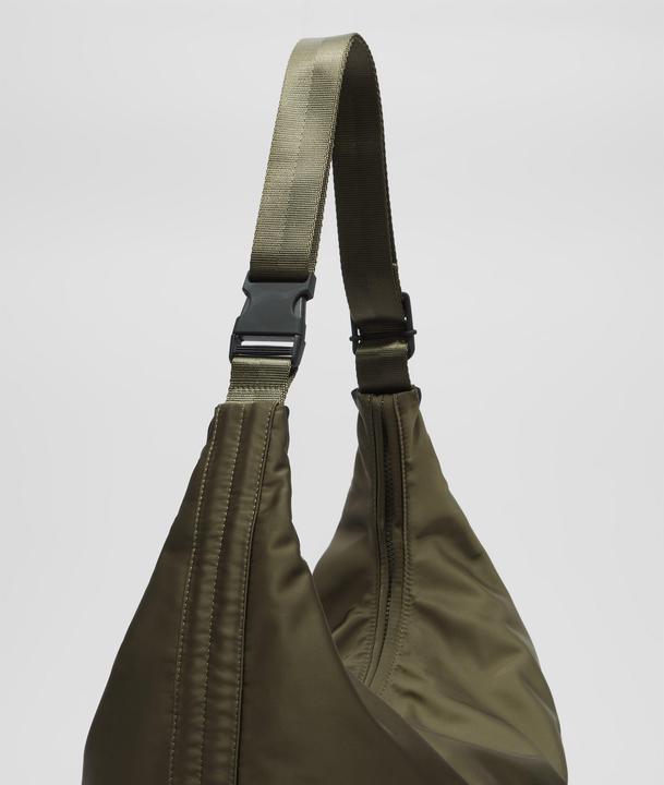 Immagine prodotto Liebeskind Berlin Hobo Grosse Hobo-Bag aus Nylon