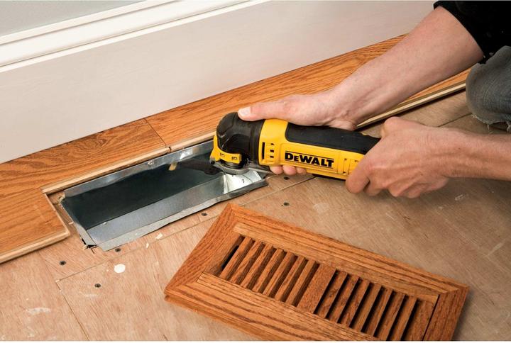 Actual product image DeWalt MultiTool Set 300