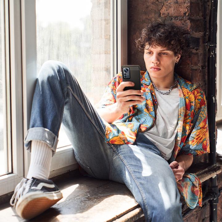 Produktbild Spigen RUGGED ARMOR XIAOMI 12 PRO MATTE Black (Xiaomi 12 Pro)