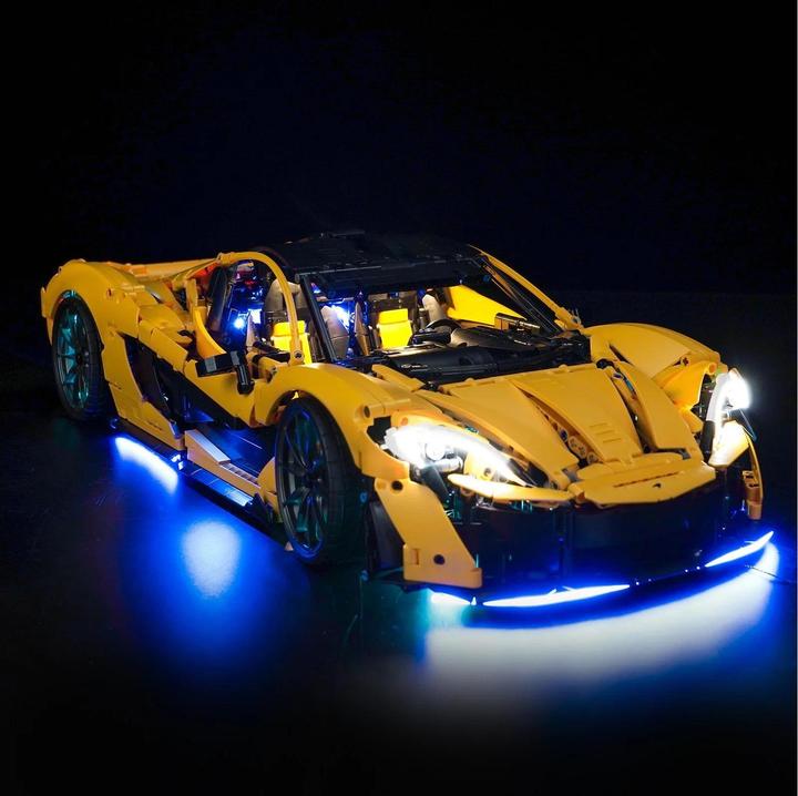 Image du produit BrickBling Kit d'éclairage LED pour LEGO McLaren P1 (42172), télécommande incluse