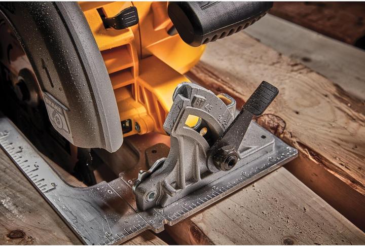 Produktbild DeWalt Akku Handkreissäge