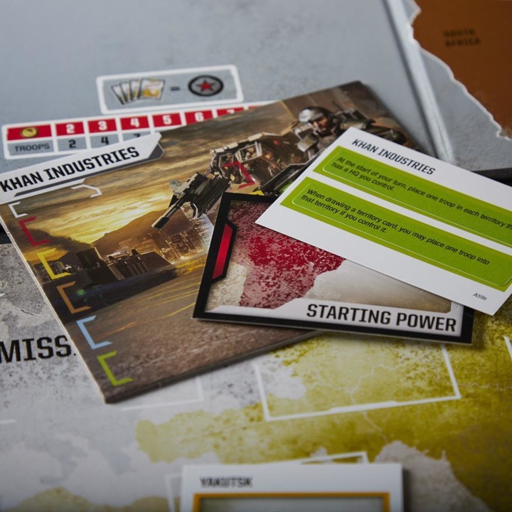 Produktbild Hasbro Gaming Avalon Hill - Risk Legacy (Englisch)