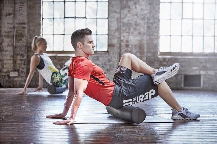 Actual product image Reebok Long Foam Roller (15 cm)