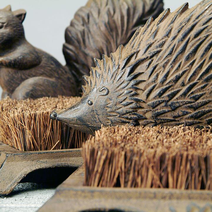 Actual product image Esschert Design Squirrel shoe brush (2 x)