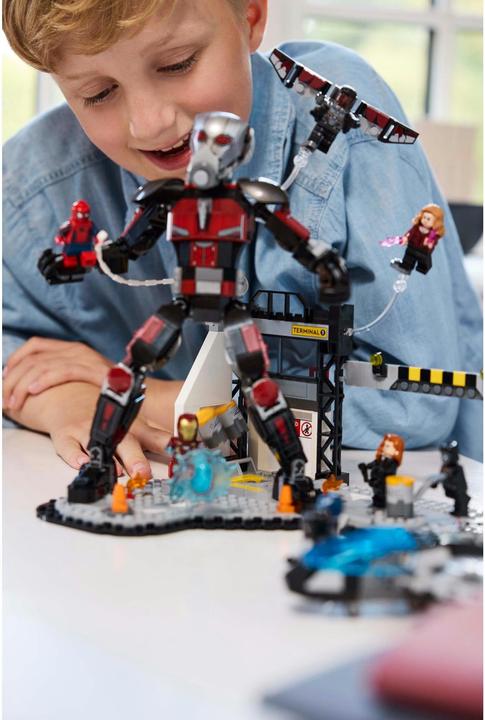 Produktbild LEGO Captain America: Civil War Actionduell (LEGO Marvel)