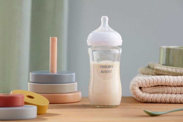Actual product image Philips Avent Natural Response (240 ml)