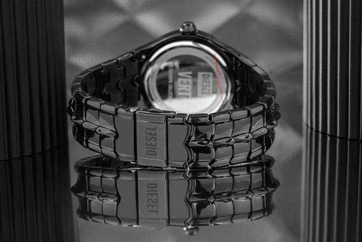 Produktbild Diesel Vert (Analoguhr, 44 mm)