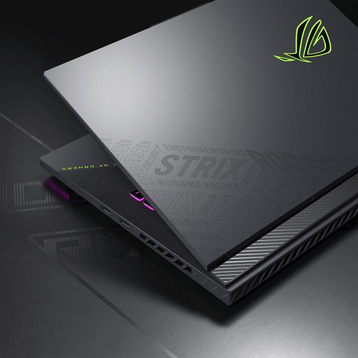 Produktbild ASUS ROG Strix G16 (16", 1000 GB, 32 GB, CH, AMD Ryzen 9 8940HX)