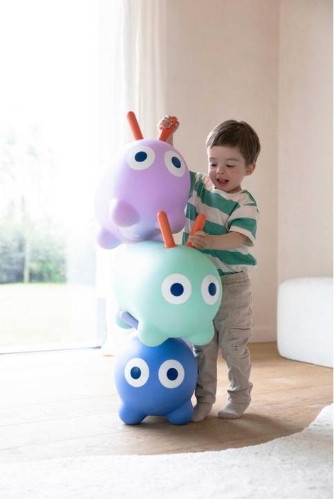 Actual product image Quut Skippi - Minty green, bouncy animal