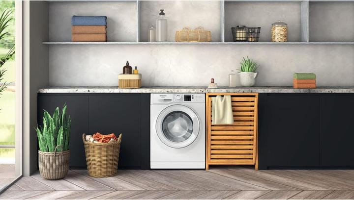 Immagine prodotto Hotpoint NFR79W IT Lavatrice carica frontale 9 (9 kg, A sinistra)