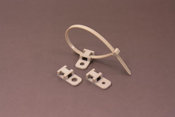 Actual product image HellermannTyton SCREW 20.4 x 10.2 CTAM1 PEEK BGE 100 pcs (Plastic cable ties, 20.50 mm, 100 pcs.)