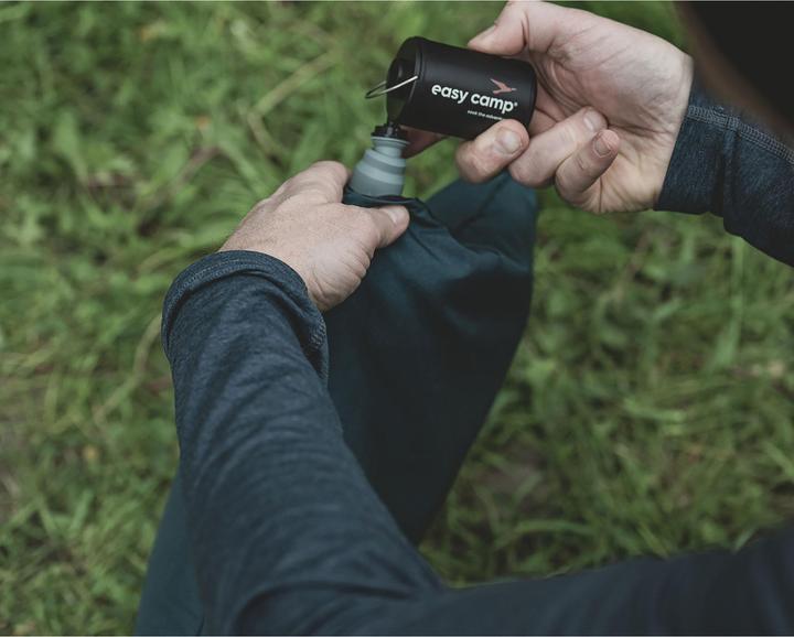 Produktbild Easy Camp Raven Compact Pillow (blau, Modell 2025) (Kopf- & Nackenkissen)