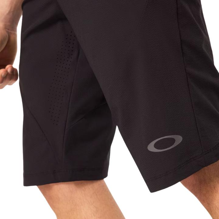 Image du produit Oakley Seeker Airline Short (32)