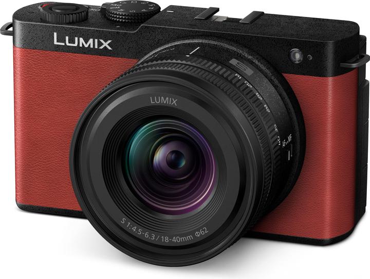 Actual product image Panasonic Lumix S9 Kit (18 - 40 mm, 24.20 Mpx, Full frame)