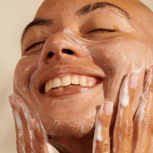 Actual product image The Body Shop Vitamin E Face Wash (125 ml)