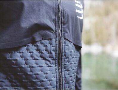 Produktbild Compressport Winterisoliert 10/10 (M)