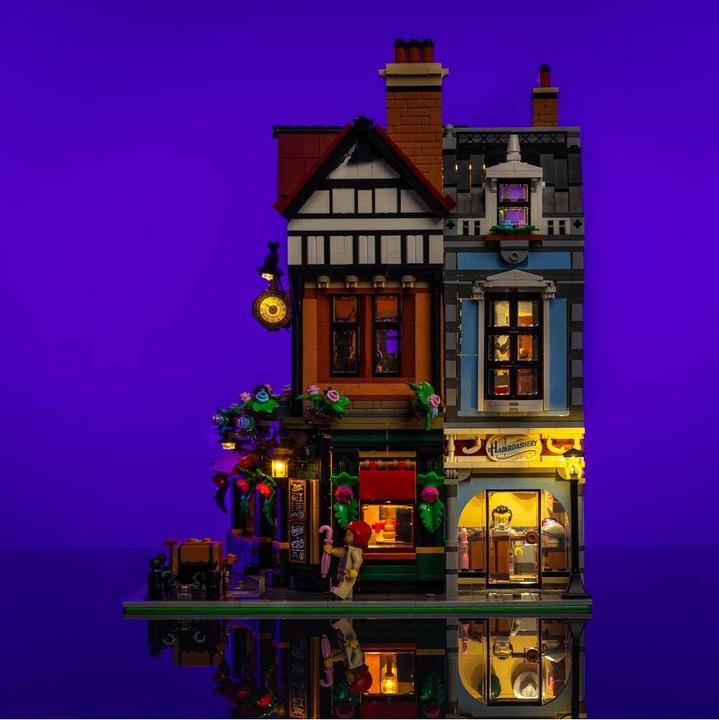 Produktbild Light my bricks LMB 2.0 LED Licht Set für LEGO® 10350 Eckhaus im Tudorstil
