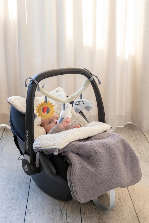 Actual product image Smiffys Nijntje Fluffy Car Seat Toy Blue