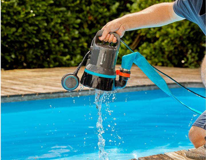 Immagine prodotto Gardena Pompa sommergibile per acque chiare 9000 (Pompa per acqua pulita, Pompa a barile di pioggia)