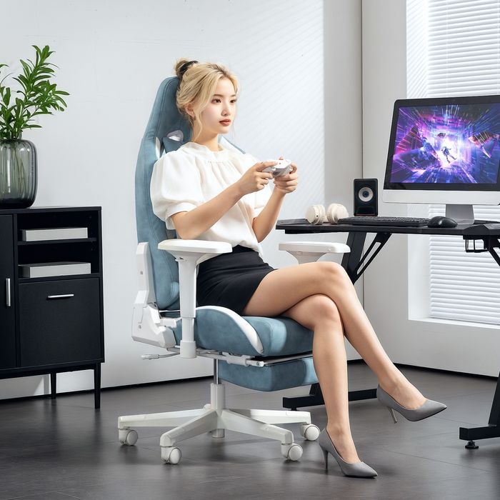 Produktbild Swisshandel24 Gamingstuhl mit Liegefunktion, höhenverstellbar Schreibtischstuhl bis 120 kg