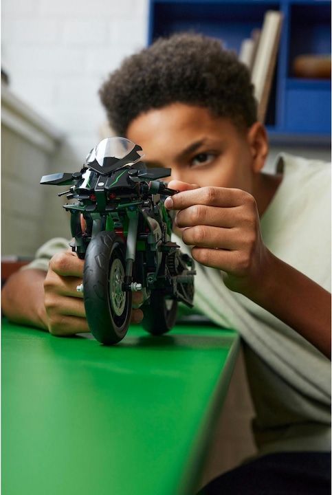 Image du produit LEGO Kawasaki Ninja H2R Motorrad (42170, LEGO Technic)
