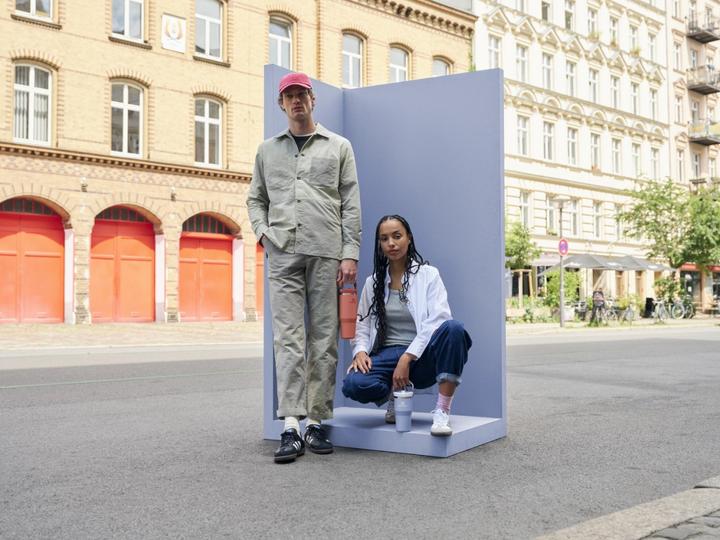 Immagine prodotto Stanley IceFlow Flip Straw 2.0 Tumbler, 890 ml, Hydrangea (0.89 l)