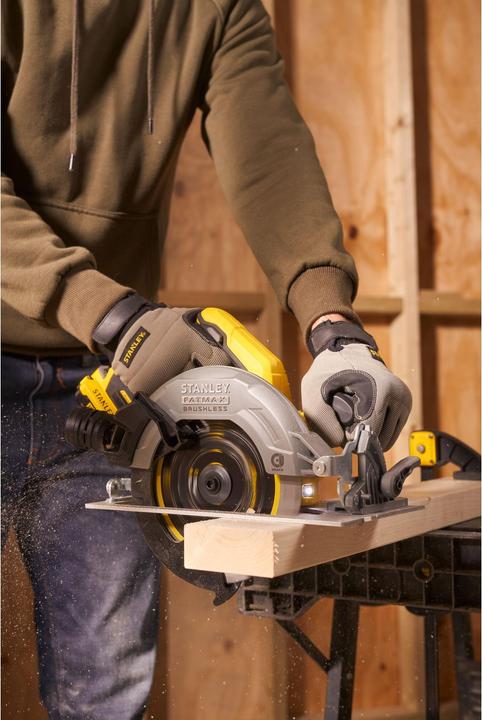 Actual product image Stanley FatMax V20 cordless circular saw SFMCS550M2K (18V, 4.0Ah, brushless, tool-less cutting depth)