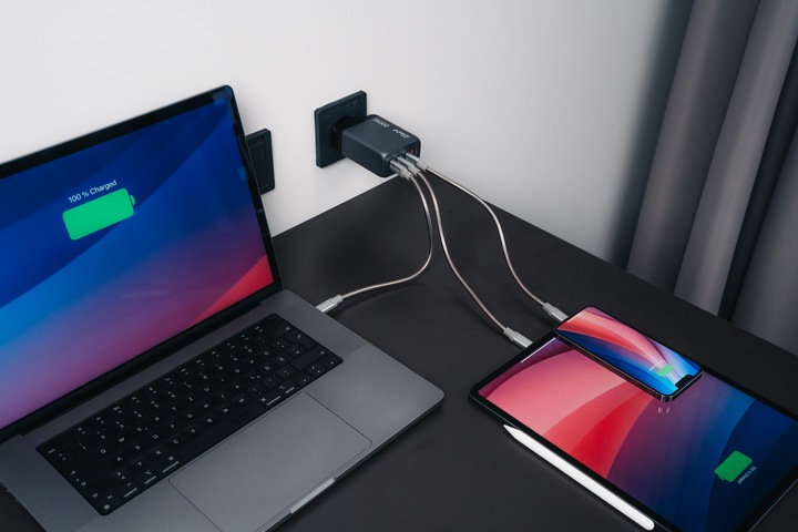 Produktbild Verbatim GNC-200 GaN Charger (200 W)