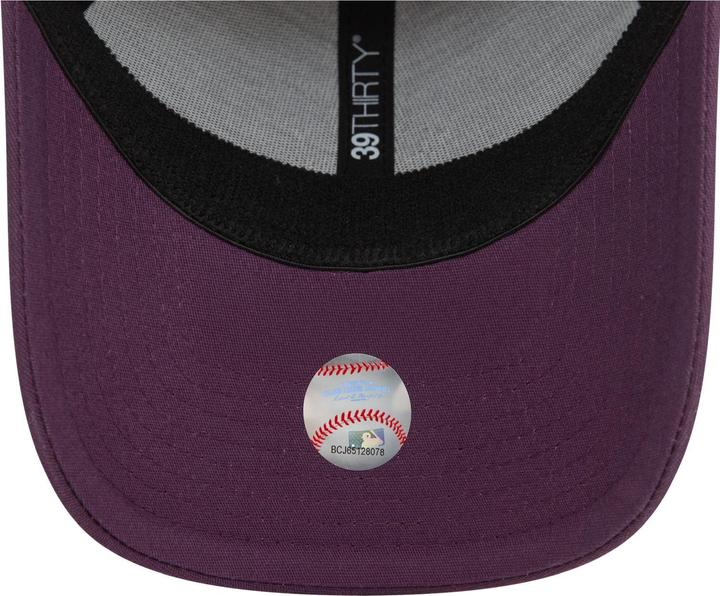 Produktbild New Era 39Thirty Stretch Cap New York Yankees purple - M/L (M, L)